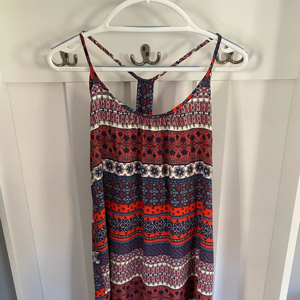 TCEC Red patterned dress. Size large.